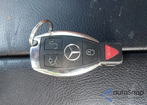 2017 Mercedes-Benz C 300 from USA, damaged, VIN WDDWJ4JB5HF517601